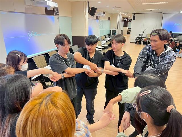 คณะบริหารธุรกิจและนิเทศศาสตร์  
