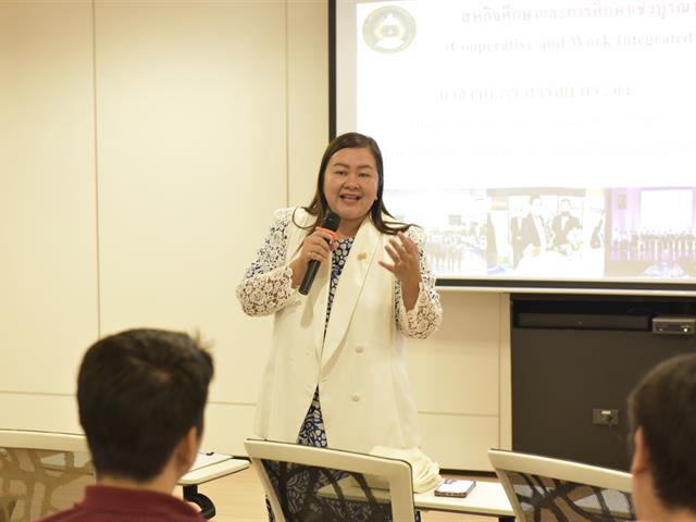 คณะบริหารธุรกิจและนิเทศศาสตร์  