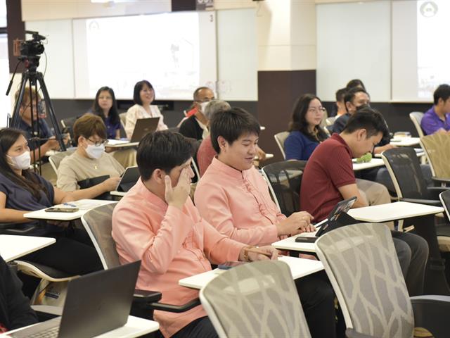 คณะบริหารธุรกิจและนิเทศศาสตร์  
