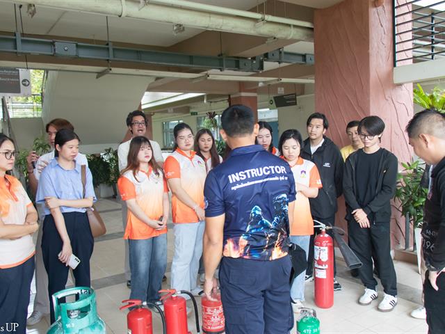 คณะศิลปศาสตร์จัดโครงการพัฒนาสภาวะแวดล้อมและความปลอดภัยในการทำงาน “ซ้อมรับมือเหตุฉุกเฉินเบื้องต้น”
