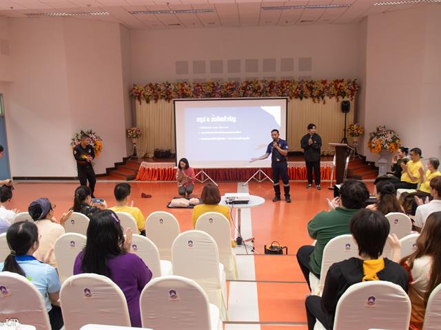 คณะศิลปศาสตร์จัดโครงการพัฒนาสภาวะแวดล้อมและความปลอดภัยในการทำงาน “ซ้อมรับมือเหตุฉุกเฉินเบื้องต้น”
