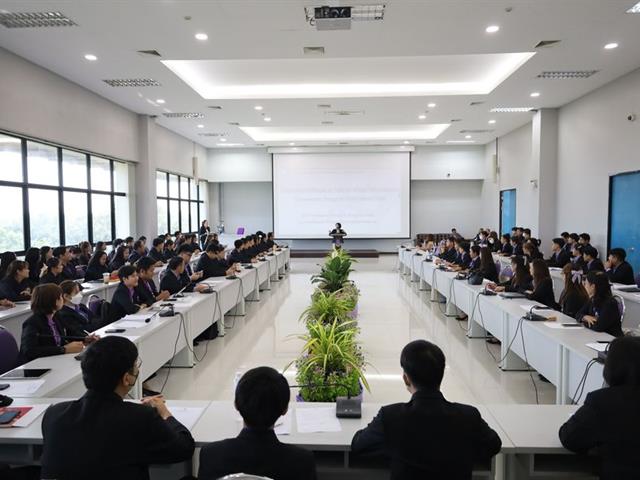 วิทยาเขตเชียงรายและวิทยาลัยการศึกษาพัฒนาคุณภาพนิสิตสาขาวิชาการบริหารการศึกษา