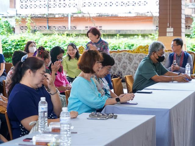 สนับสนุนผู้ประกอบการท้องถิ่น 