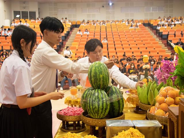 คณะศิลปศาสตร์จัดโครงการสานสัมพันธ์น้องใหม่ หล่อหลอมดวงใจเลือดสีส้มอิฐ ครั้งที่ 19