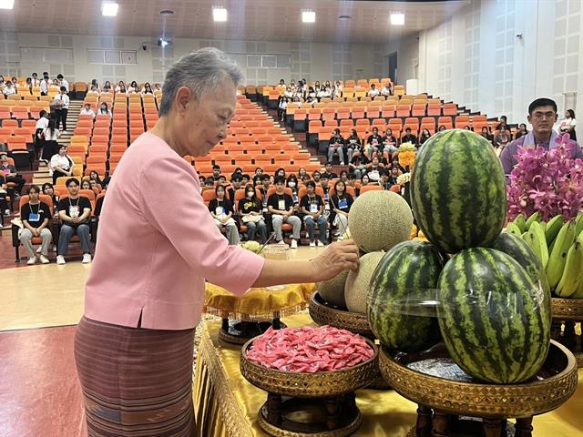 คณะศิลปศาสตร์จัดโครงการสานสัมพันธ์น้องใหม่ หล่อหลอมดวงใจเลือดสีส้มอิฐ ครั้งที่ 19