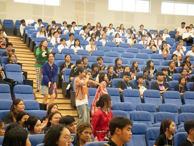คณะศิลปศาสตร์จัดโครงการสานสัมพันธ์น้องใหม่ หล่อหลอมดวงใจเลือดสีส้มอิฐ ครั้งที่ 19
