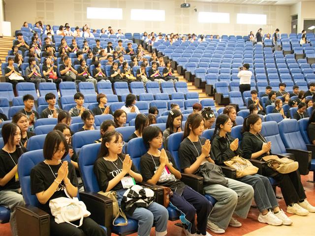 คณะศิลปศาสตร์จัดโครงการสานสัมพันธ์น้องใหม่ หล่อหลอมดวงใจเลือดสีส้มอิฐ ครั้งที่ 19