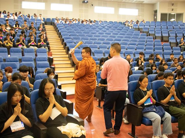 คณะศิลปศาสตร์จัดโครงการสานสัมพันธ์น้องใหม่ หล่อหลอมดวงใจเลือดสีส้มอิฐ ครั้งที่ 19