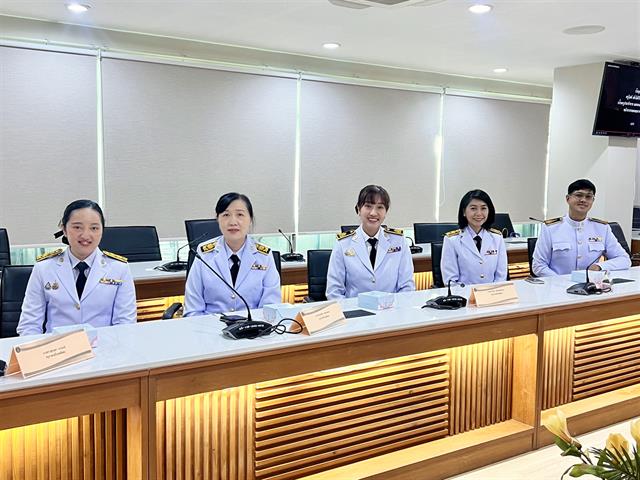 ประธานหลักสูตร ศศ.บ. ภาษาฝรั่งเศส คณะศิลปศาสตร์ เข้ารับมอบรางวัลครูภาษาฝรั่งเศสดีเด่น จารึกพระนามาภิไธย ย่อ กว ประจำปี ๒๕๖๗