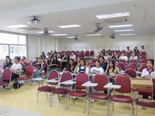 คณะศิลปศาสตร์จัดโครงการปฐมนิเทศ อบรมทักษะทางภาษาและการใช้ชีวิตในมหาวิทยาลัย