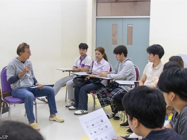 คณะศิลปศาสตร์จัดโครงการปฐมนิเทศ อบรมทักษะทางภาษาและการใช้ชีวิตในมหาวิทยาลัย