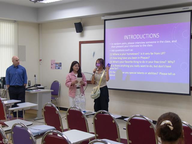 คณะศิลปศาสตร์จัดโครงการปฐมนิเทศ อบรมทักษะทางภาษาและการใช้ชีวิตในมหาวิทยาลัย