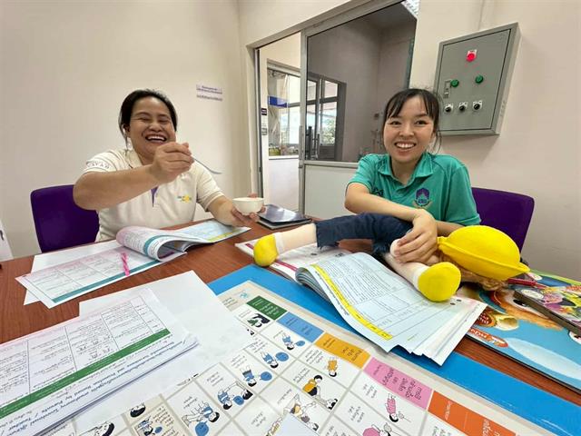 โครงการพัฒนาการสื่อการสอนด้านการส่งเสริมพัฒนาการเด็ก