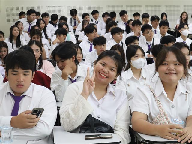 คณะวิศวกรรมศาสตร์ จัดโครงการปฐมนิเทศนิสิตใหม่ ต้อนรับฟ้ามุ่ยช่อที่ 15