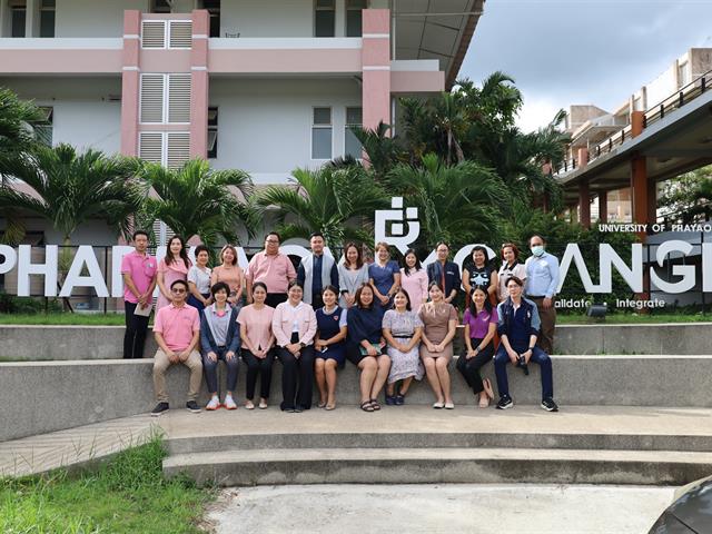 คณะเภสัชศาสตร์ เข้าร่วมโครงการ "คลินิกกองคลังสัญจร" ประจำปีงบประมาณ 2568