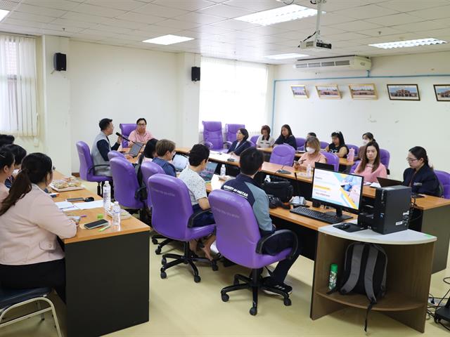 คณะเภสัชศาสตร์ เข้าร่วมโครงการ "คลินิกกองคลังสัญจร" ประจำปีงบประมาณ 2568