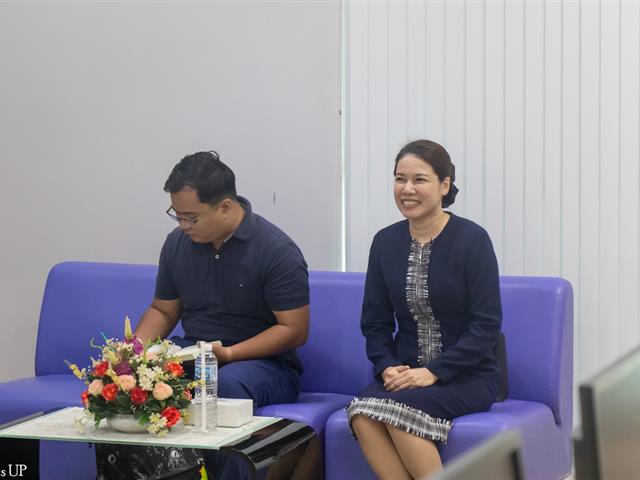 คณะศิลปศาสตร์จัดโครงการพัฒนาอาจารย์ตามกรอบมาตรฐานวิชาชีพ (UP-PSF) “การอบรมเทคนิคการเขียนผลงานเพื่อเตรียมความพร้อมเข้าสู่ Thailand PSF และ UKPSF”