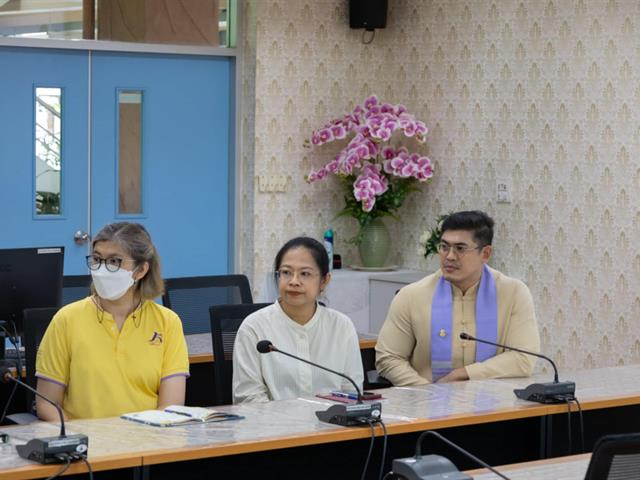 คณะศิลปศาสตร์รับการตรวจประเมินการประกันคุณภาพการศึกษาภายใน ระดับหลักสูตร ประจำปีการศึกษา 2567