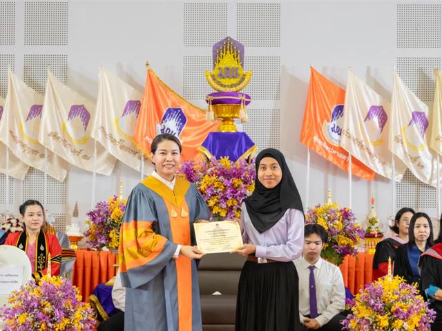 คณะศิลปศาสตร์จัดพิธีไหว้ครู “กราบคุรุปูจา ครูบาอาจารย์เจ้า” ประจำปีการศึกษา ๒๕๖๘