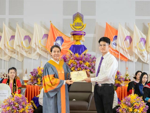 คณะศิลปศาสตร์จัดพิธีไหว้ครู “กราบคุรุปูจา ครูบาอาจารย์เจ้า” ประจำปีการศึกษา ๒๕๖๘