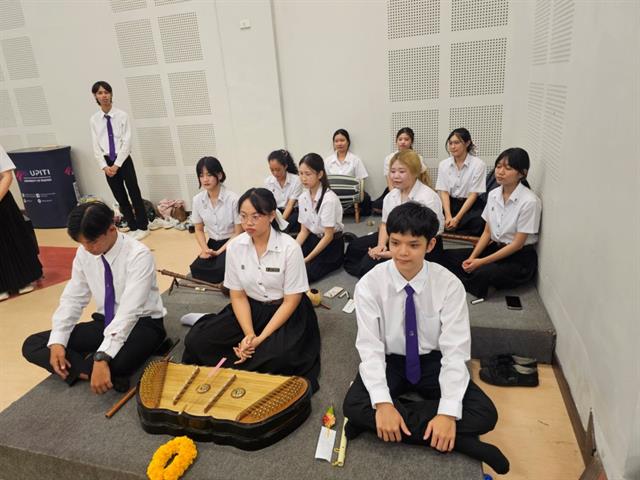 คณะสหเวชศาสตร์ จัดพิธีไหว้ครู คณะสหเวชศาสตร์ ประจำปีการศึกษา 2568 