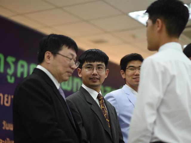 คณะแพทยศาสตร์ นิสิตแพทย์ พิธีไหว้ครู