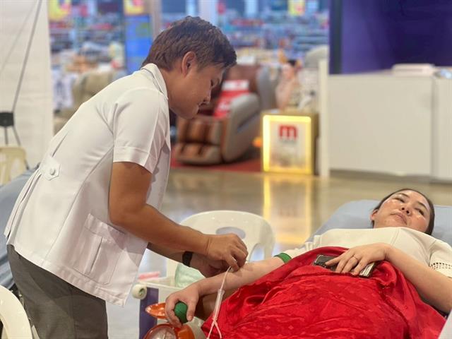 การให้บริการตรวจสุขภาพทางเทคนิคการแพทย์เนื่องในวันเทคนิคการแพทย์ไทย