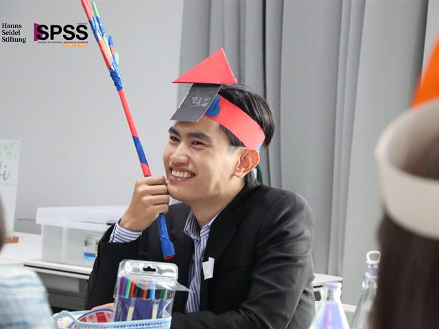 คณะรัฐศาสตร์และสังคมศาสตร์ 