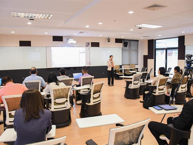 School of Education conducted the training project on teacher quality development to promote the achievement of learning outcomes according to higher education qualification standards, “Becoming a Professional Lecturer UP PSF”