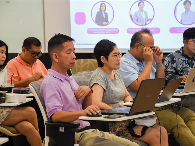 School of Education conducted the training project on teacher quality development to promote the achievement of learning outcomes according to higher education qualification standards, “Becoming a Professional Lecturer UP PSF”