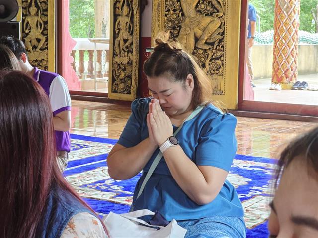 ถวายเทียนพรรษา และไฟโซลาเซลล์