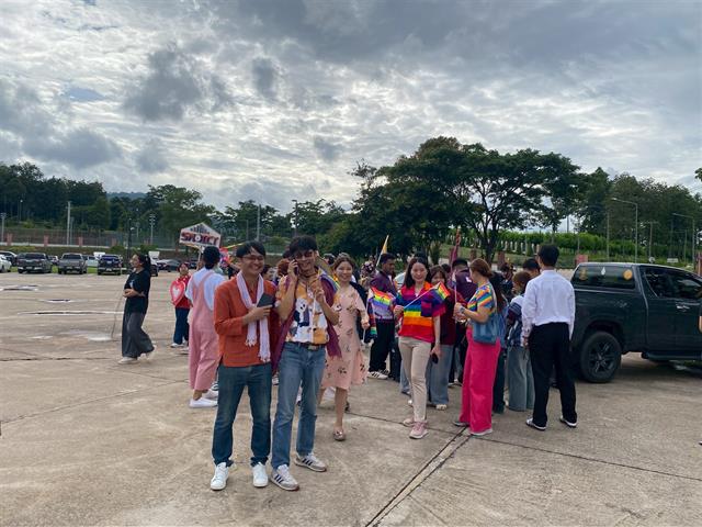 คณะรัฐศาสตร์และสังคมศาสตร์ 