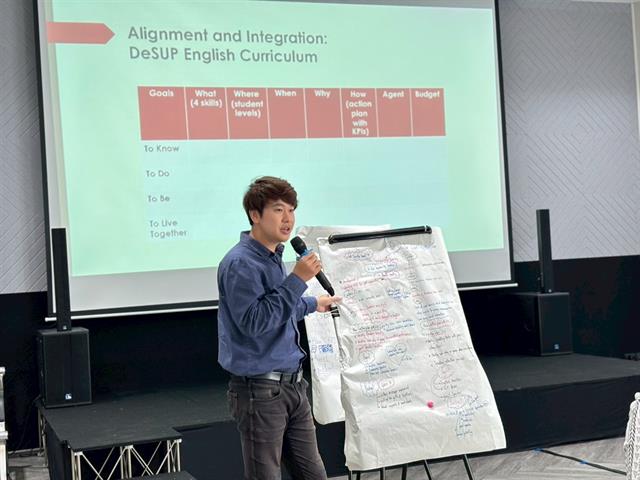 LINE_ALBUM_Transforming DeSUP English Education_250707_296.jpg