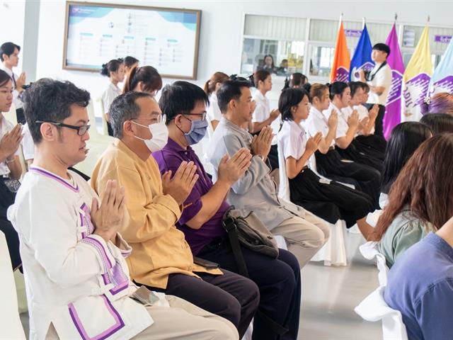 คณะศิลปศาสตร์เข้าร่วมพิธีตักน้ำเจริญพระพุทธมนต์น้ำสรงพระธาตุจอมทอง