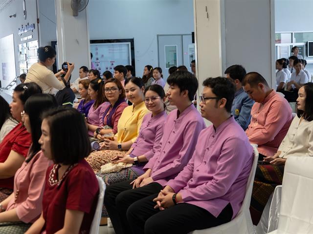 คณะศิลปศาสตร์เข้าร่วมพิธีตักน้ำเจริญพระพุทธมนต์น้ำสรงพระธาตุจอมทอง
