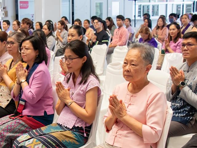 คณะศิลปศาสตร์เข้าร่วมพิธีตักน้ำเจริญพระพุทธมนต์น้ำสรงพระธาตุจอมทอง