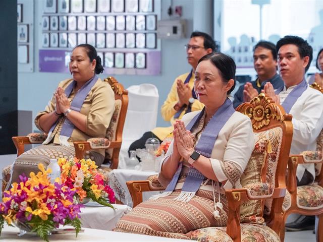 วิทยาลัยการศึกษา เข้าร่วมพิธีตักน้ำเจริญพระพุทธมนต์น้ำสรงพระธาตุจอมทอง