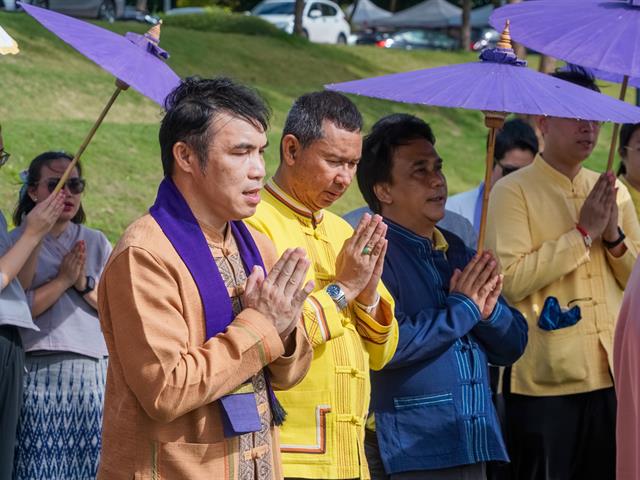 วิทยาลัยการศึกษา เข้าร่วมพิธีตักน้ำเจริญพระพุทธมนต์น้ำสรงพระธาตุจอมทอง