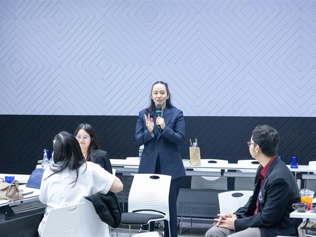 The School of Liberal Arts Organizes Support Staff’s Presentation of Applying Gen AI in Routine Tasks