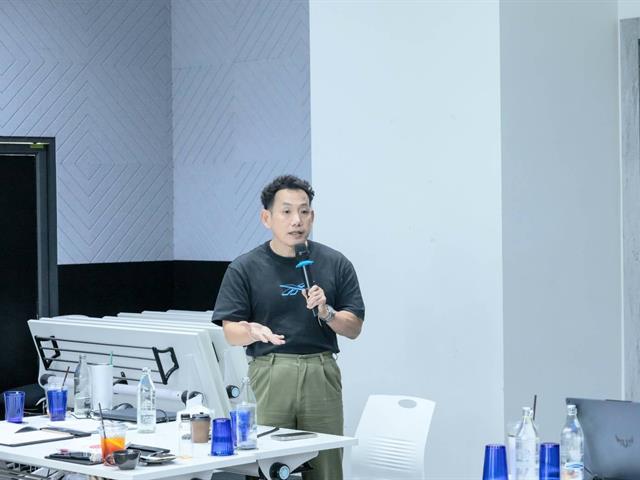 The School of Liberal Arts Organizes Support Staff’s Presentation of Applying Gen AI in Routine Tasks