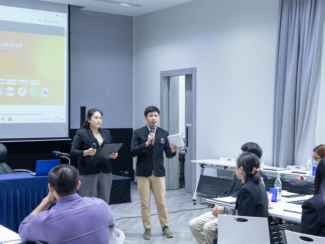 The School of Liberal Arts Organizes Support Staff’s Presentation of Applying Gen AI in Routine Tasks