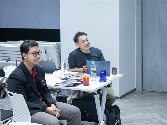 The School of Liberal Arts Organizes Support Staff’s Presentation of Applying Gen AI in Routine Tasks