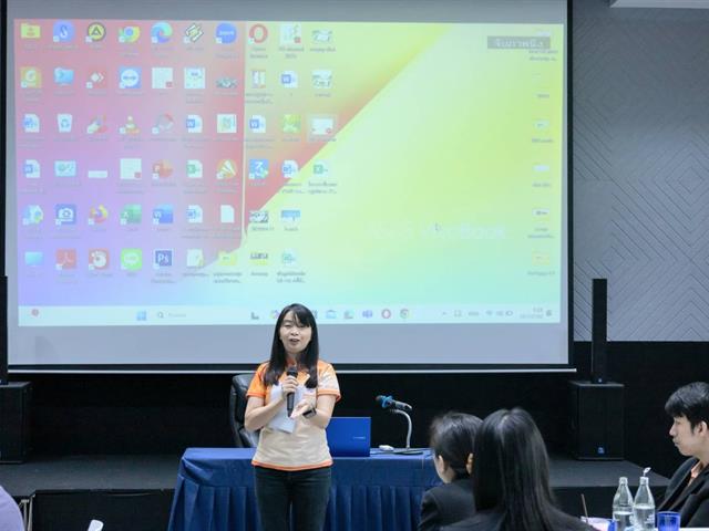 The School of Liberal Arts Organizes Support Staff’s Presentation of Applying Gen AI in Routine Tasks