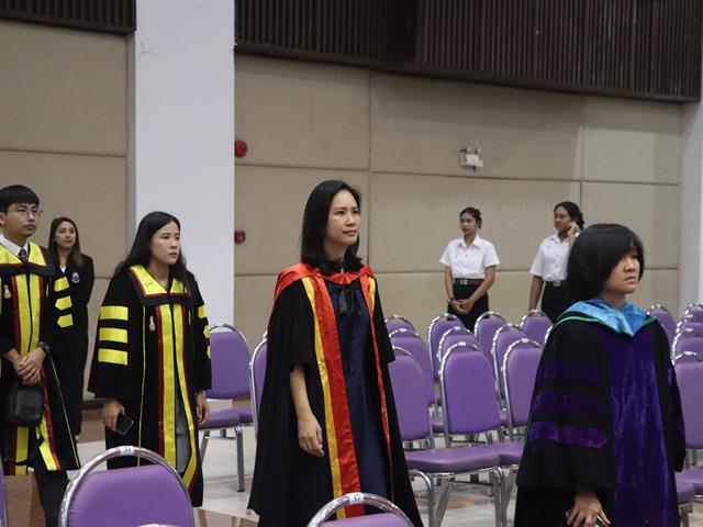 คณะรัฐศาสตร์และสังคมศาสตร์ 