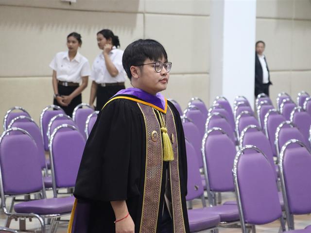 คณะรัฐศาสตร์และสังคมศาสตร์ 