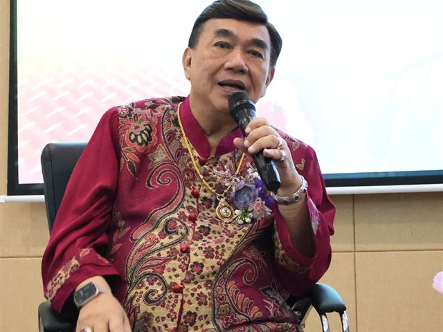 วิทยาลัยการจัดการ สาขาวิชาการจัดการการท่องเที่ยว โรงแรม และธุรกิจบริการ จัดเสวนา “ตามหาของดีที่หายไป… สร้างสิ่งใหม่ที่ควรมี” ในมุมมองการท่องเที่ยว วัฒนธรรม และพัฒนาเมืองจันทบุรี