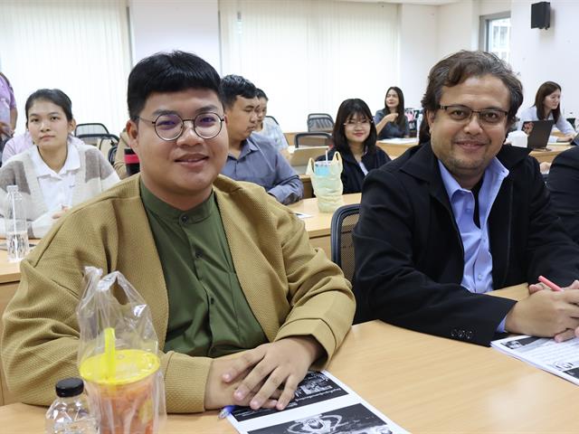 วิทยาลัยการจัดการ การแลกเปลี่ยนเรียนรู้กับผู้อำนวยการโรงเรียน: เส้นทางสู่ตำแหน่งผู้บริหารสถานศึกษา เสริมสร้างสมรรถนะทางวิชาชีพให้กับนิสิตบัณฑิตศึกษา