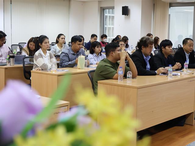 วิทยาลัยการจัดการ การแลกเปลี่ยนเรียนรู้กับผู้อำนวยการโรงเรียน: เส้นทางสู่ตำแหน่งผู้บริหารสถานศึกษา เสริมสร้างสมรรถนะทางวิชาชีพให้กับนิสิตบัณฑิตศึกษา