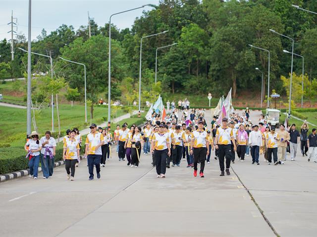 ศูนย์สิ่งแวดล้อมและการจัดการที่ยั่งยืน มหาวิทยาลัยพะเยา ร่วมประเพณีเดินขึ้น ม. ประจำปี 2568