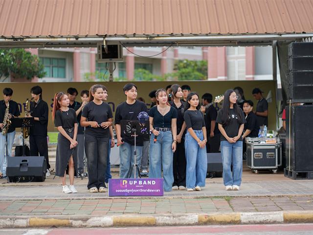ศูนย์สิ่งแวดล้อมและการจัดการที่ยั่งยืน มหาวิทยาลัยพะเยา ร่วมประเพณีเดินขึ้น ม. ประจำปี 2568